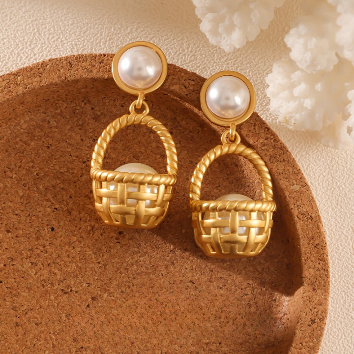 "Basket Pearl" Earrings