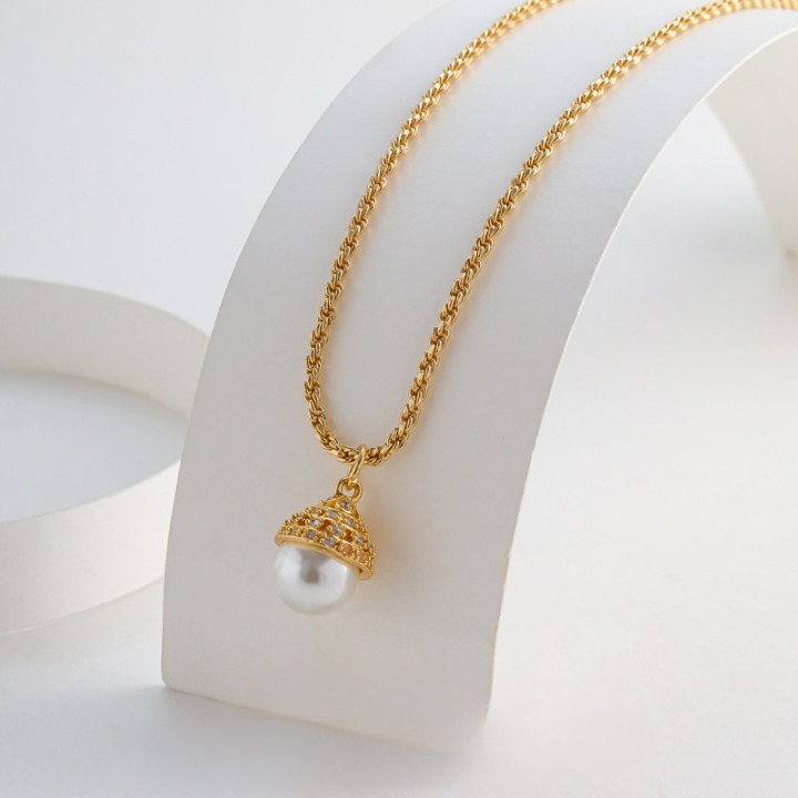 Moonstone Pearl