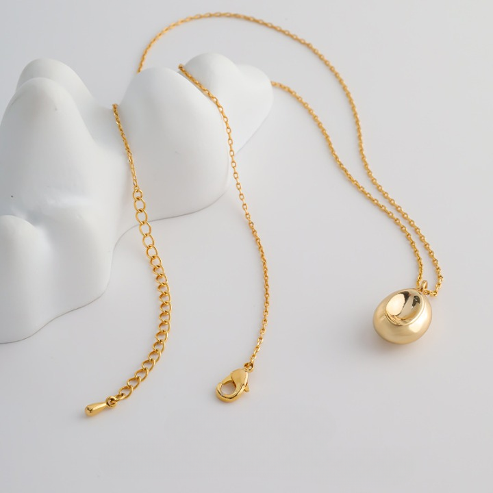 “Dewdrop” Necklace